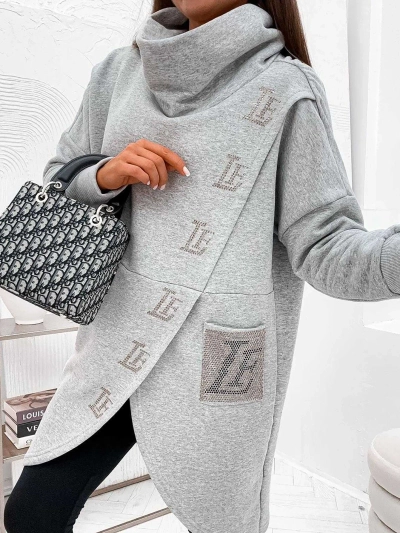 Женский хлопковый длинный кенгуру худи Royalfashion с нашивками