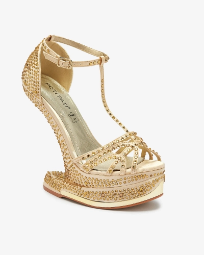 Золотые женские туфли с цирконами Nekko- Footwear