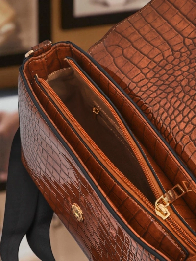 Royalfashion Shiny Small Faux Leather Purse Velia Crest - Straight Fire