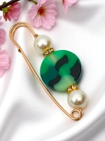 тёмно-зелёный