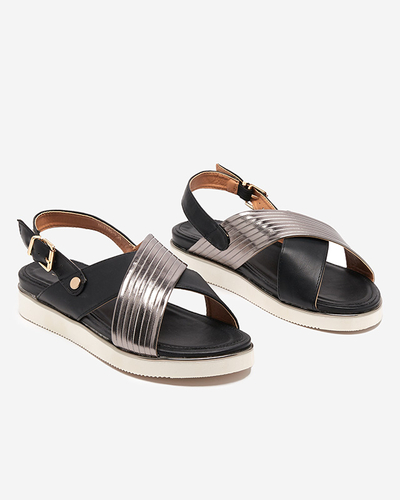 Juodos moteriškos basutės su sidabriniu dirželiu Gerii- Batai