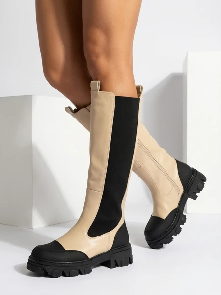 Royalfashion Smėlio spalvos moteriški pusbačiai Blyss