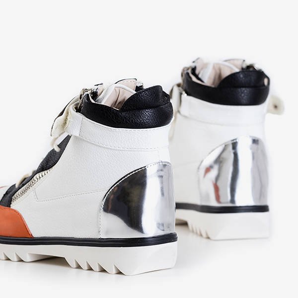 Белые спортивные ботинки с оранжевыми вставками Krillas