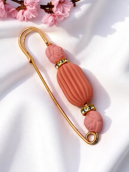 Декоративная женская брошь с розами Rose Charm