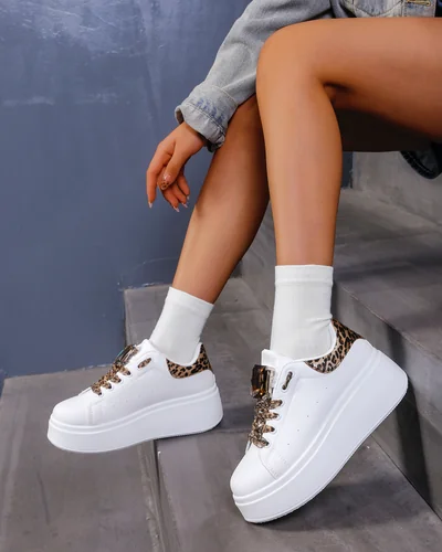 Женские спортивные кроссовки на платформе Royalfashion Safirrat