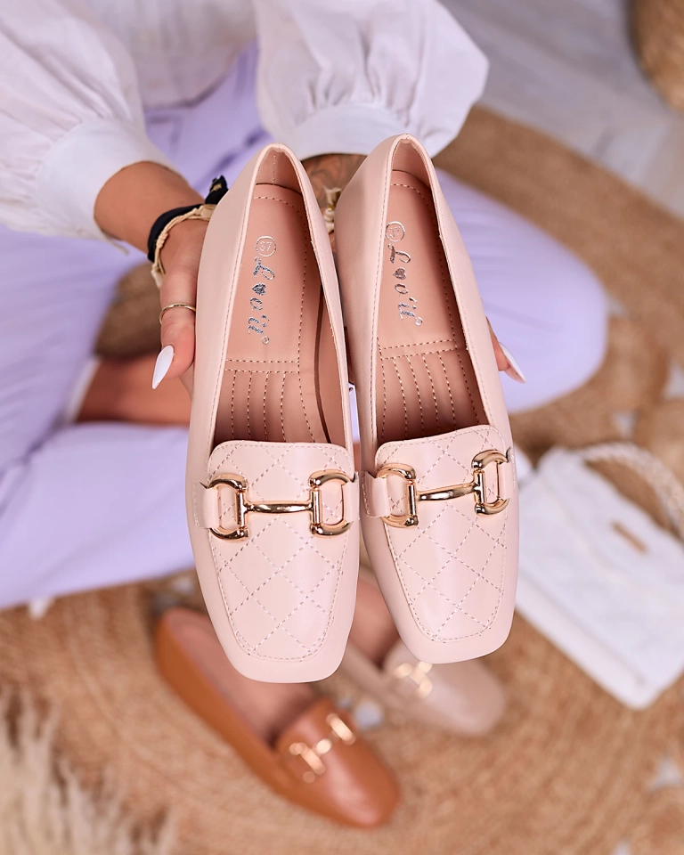 Royalfashion Бежевые женские стеганые мокасины с золотым украшением Wetifa