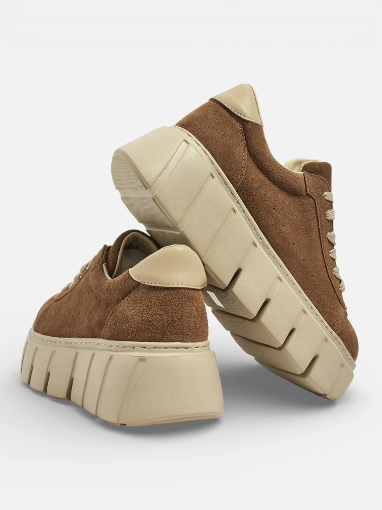 Sportiniai moteriški sportbačiai iš natūralios odos Eller