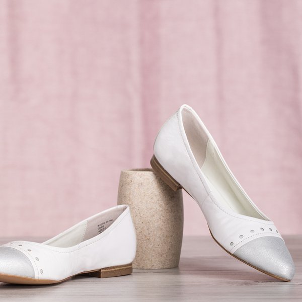 Białe skórzane baleriny Figi - Obuwie