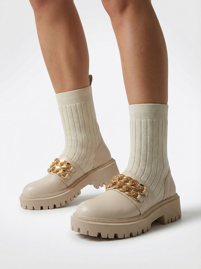 Royalfashion Elegantiški moteriški batai su ornamentu Olluf