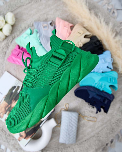 Esmeralda Juodi Sneakers'ai Su Plokščiu Kulnu