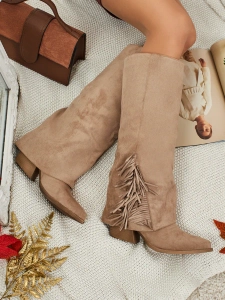 светло-коричневый