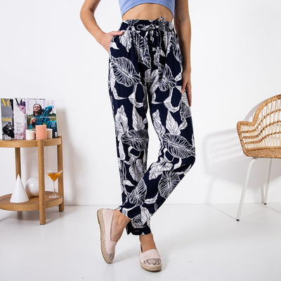 Темно-синие женские брюки с растительным узором