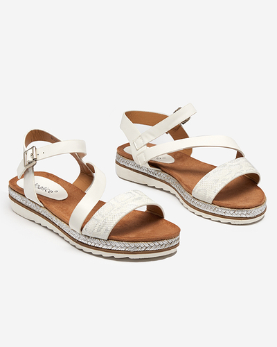 Moteriškos baltos plokščios basutės Pixaf- Footwear