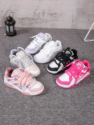 Royalfashion moteriški sportiniai kedai su dekoratyvinėmis raištelėmis Clesiv