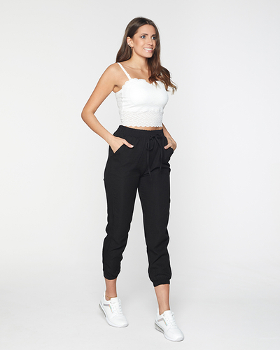 Белый женский топ на бретелях