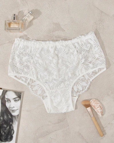 Royalfashion Женские кружевные трусики белого цвета