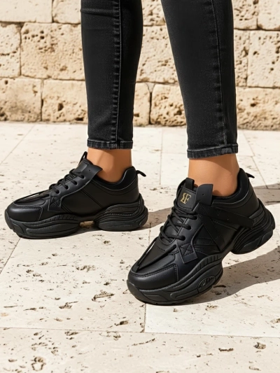 Royalfashion moteriški sportiniai sneakers ant storesnės padangos Quensi