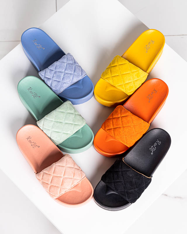 OUTLET Moteriškos koralinės dygsniuotos basutės ant Koriner platformos - Avalynė