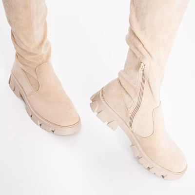 OUTLET Ekologiški zomšiniai smėlio spalvos batai su plokščiais kulnais virš kelio Engi - Batai