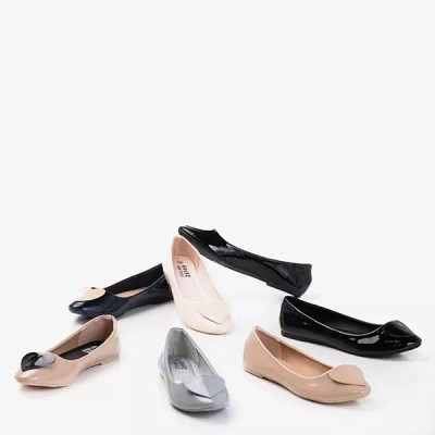 OUTLET Smėlio spalvos lakuotos balerinos su širdele Monzie - Batai