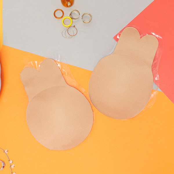 Smėlio spalvos moteriški savaime laikantys užvalkalai – apatinis trikotažas