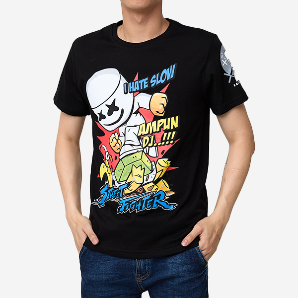 Vyriški juodai marginti marškinėliai – drabužiai