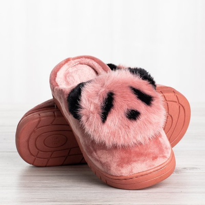 Różowe kapcie z podobizną pandy Panda - Obuwie