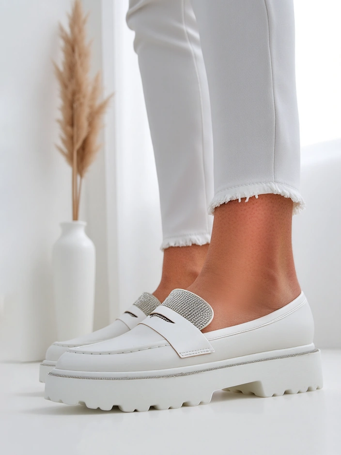 Royalfashion Женские мокасины с стразами Vinness