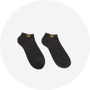 Tamsiai pilka || paukščių pilka