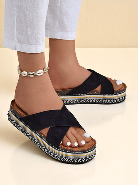 Royalfashion Damskie klapki na płaskiej podeszwie Solea Deco – letni must have!