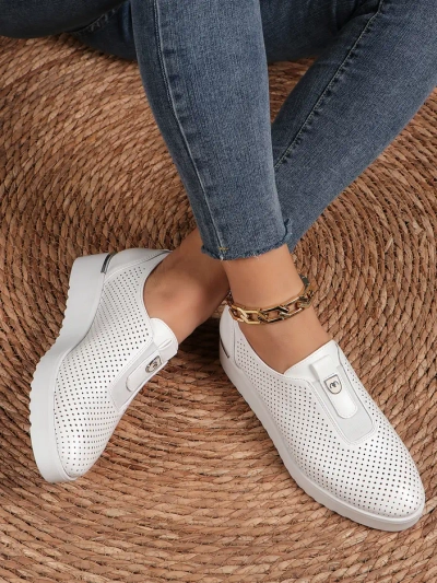 Royalfashion Slip-on moteriški perforuoti batai Goffies