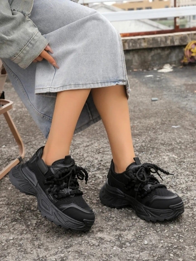 Royalfashion Moteriški sportiniai sneakersai storesniu padu Loness