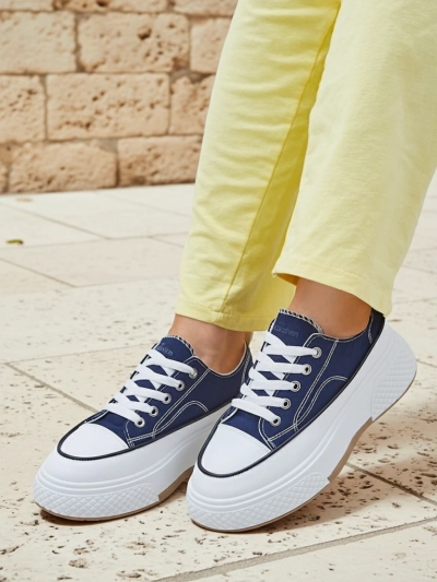 Royalfashion Женские платформенные кроссовки Beemes