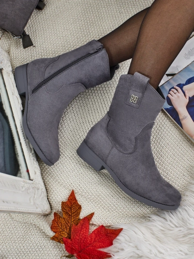 Moteriški aulinukai iš eko-zomšos Kelmoria