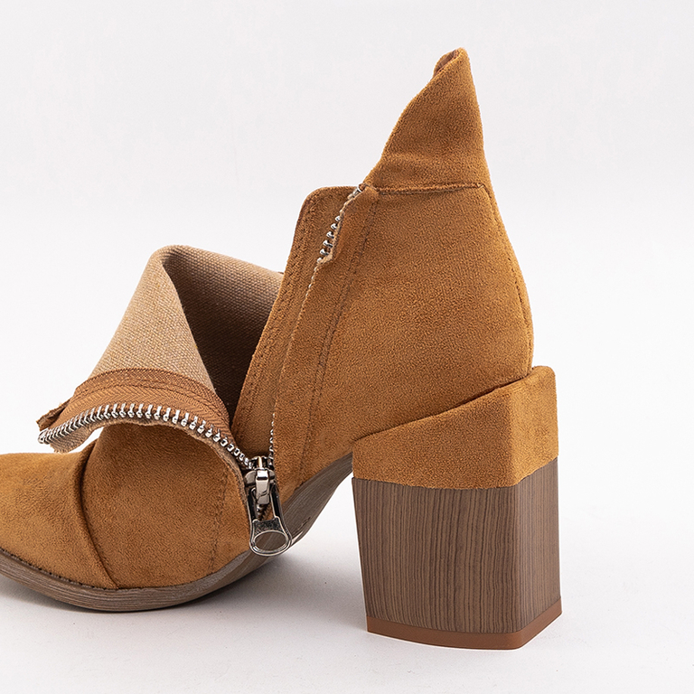 Коричневые женские ботильоны с вырезами Plinara