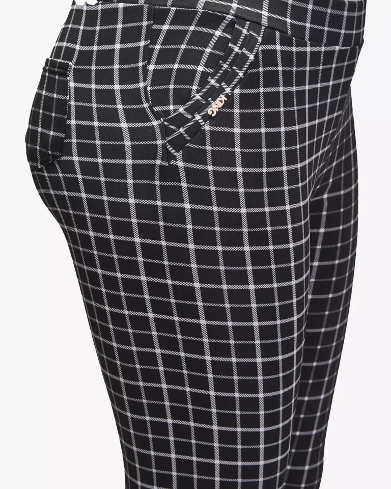 Женские брюки-теггинсы в черную клетку PLUS SIZE- Одежда