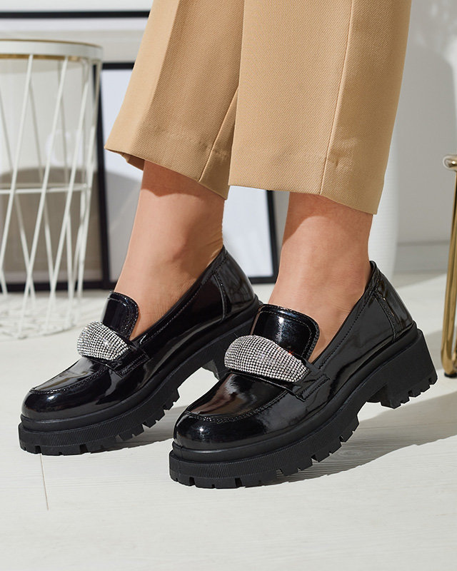 OUTLET Женские лакированные черные мокасины с орнаментом Averado- Footwear