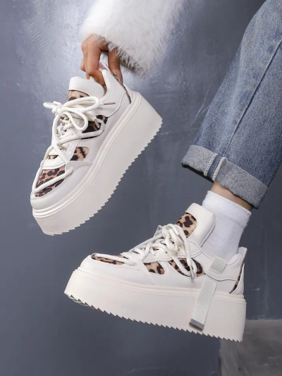 Royalfashion Moteriški platforminiai sportiniai bateliai Aeroll