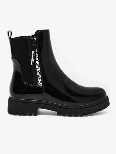 Lakiniai moteriški aulinukai Somaliane