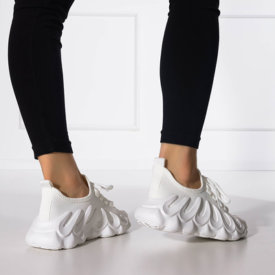 Moteriški balti sportiniai bateliai su unikaliu Octapiso padu - Avalynė