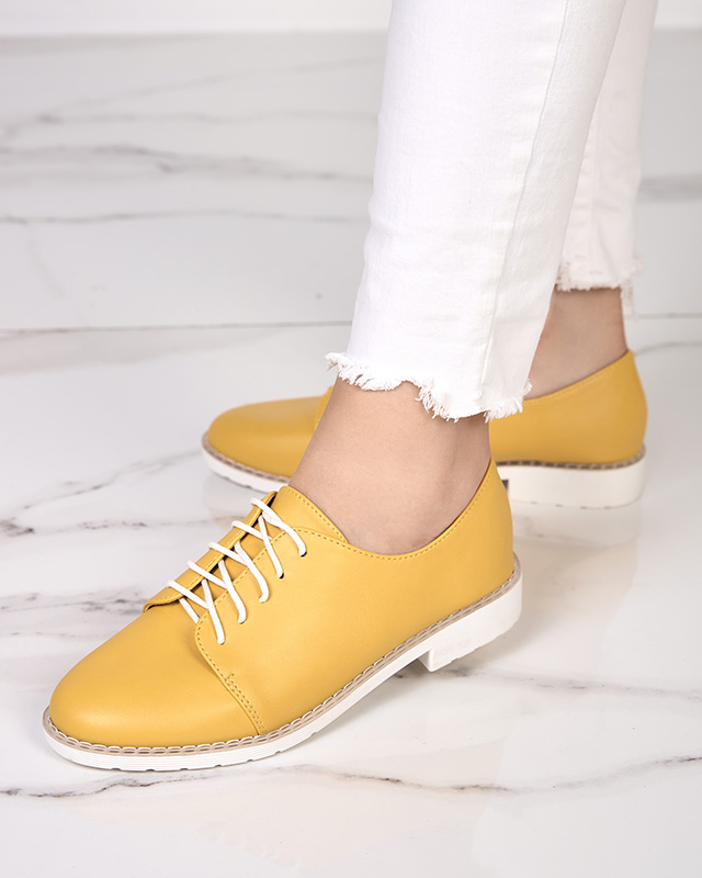 Geltoni moteriški batai Uwem- Avalynė