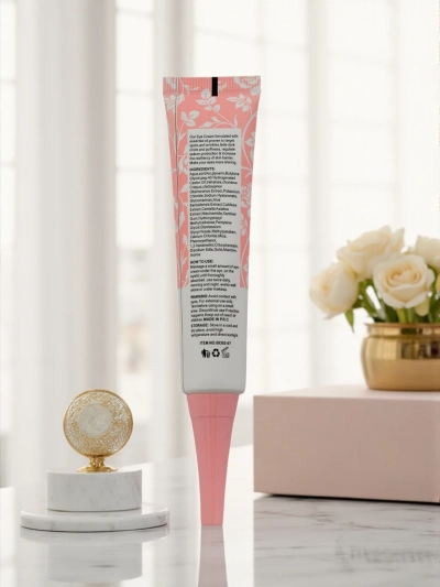 Drėkinamasis paakių kremas