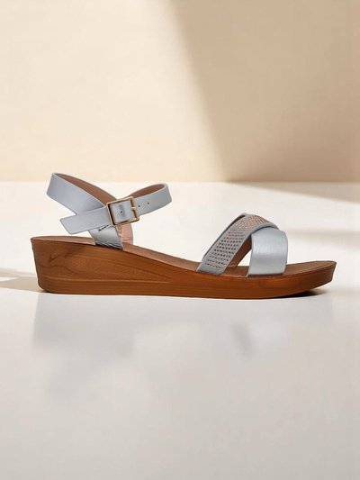 Royalfashion moteriškos platforminės basutės su akutėmis Allona