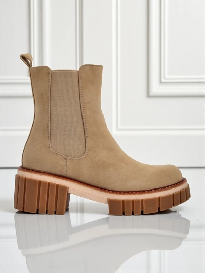 Aulinukai su stulpeliais iš eko nubuko Amber Walk