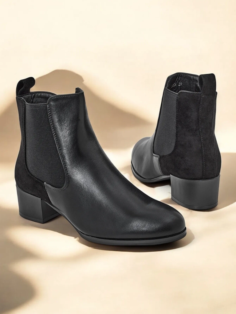 Royalfashion Moteriški batai Virto