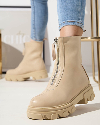 Женские бежевые сапоги на плоском каблуке Desoo - Обувь