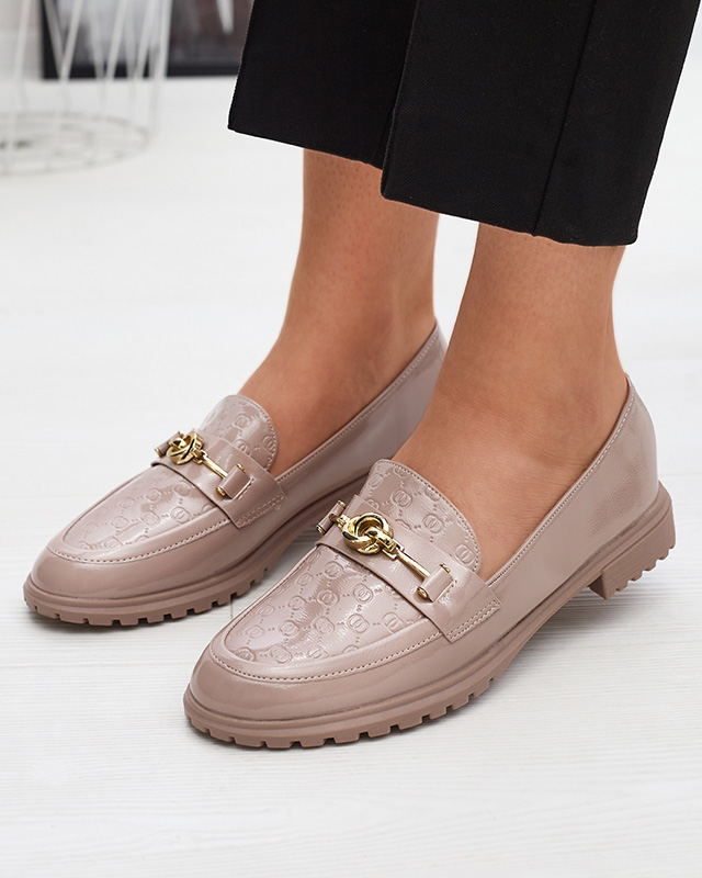 Šviesiai rudi lakuoti moteriški mokasinai su dekoru Udifa - Avalynė