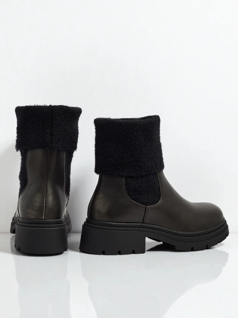 Moteriški eko odos aulinukai su kailiuku Kesy