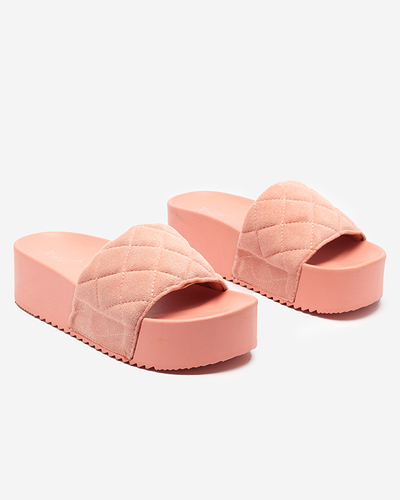 OUTLET Moteriškos koralinės dygsniuotos basutės ant Koriner platformos - Avalynė