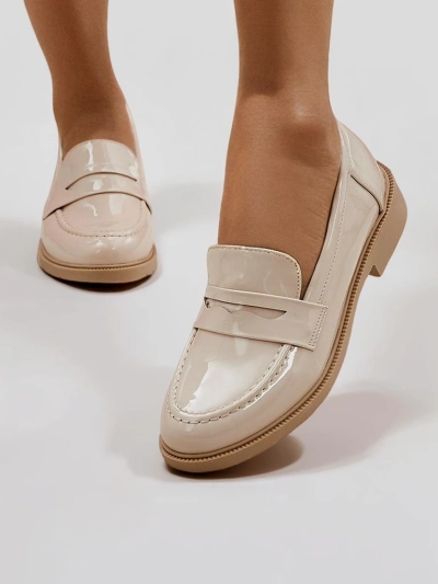 Royalfashion Женские лаковые мокасины Aylay